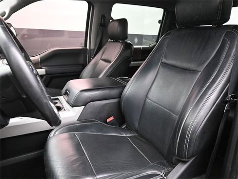 Used 2019 Ford F250 Lariat w/ Lariat Value Package image 13