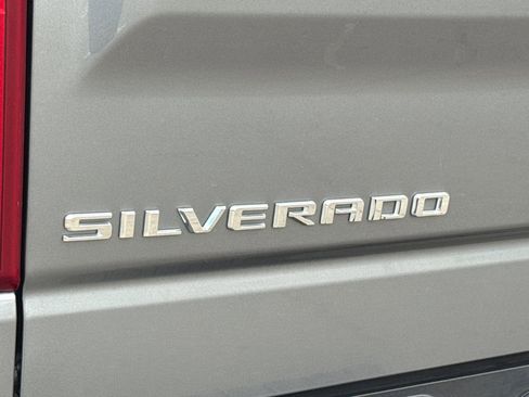 Used 2019 Chevrolet Silverado 1500 Custom Trail Boss w/ Custom Convenience Package image 34