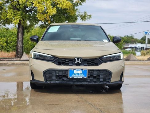 Used 2025 Honda Civic Sport image 2
