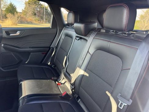Used 2024 Ford Escape ST-Line image 13