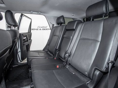 Used 2019 Toyota 4Runner Limited AWD/4WD image 15