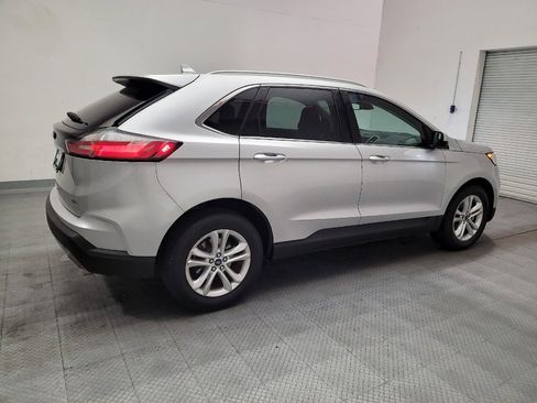 Used 2019 Ford Edge SEL FWD image 10
