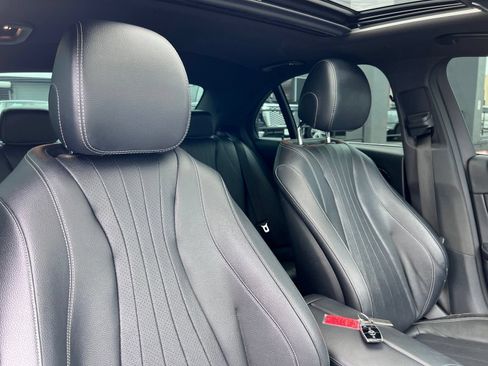 Used 2019 Mercedes-Benz E 300 image 58