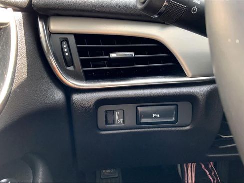 Used 2018 Cadillac ATS Luxury image 34