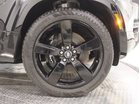 Certified 2024 Land Rover Defender 130 V8 image 18