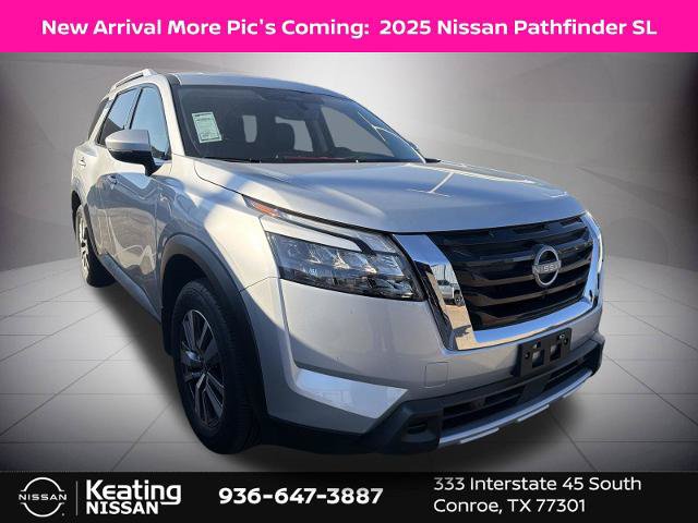 Certified 2025 Nissan Pathfinder SL FWD image 1