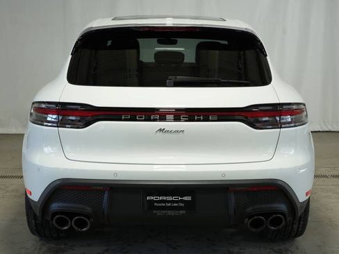 Certified 2025 Porsche Macan AWD/4WD image 12