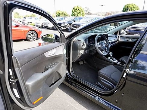 Used 2023 Kia Forte LXS FWD image 34
