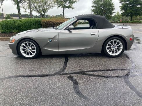 Used 2003 BMW Z4 2.5i RWD image 2