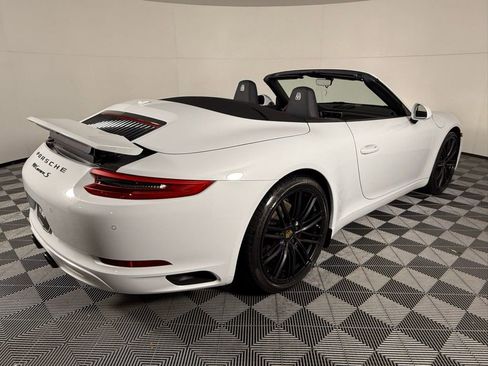 Certified 2019 Porsche 911 Carrera S image 7