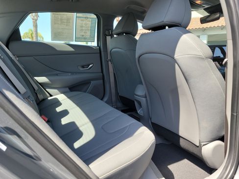 Certified 2025 Hyundai Elantra Sport FWD image 24