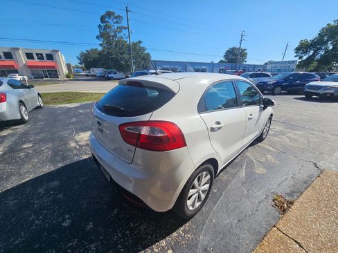 Used 2013 Kia Rio EX w/ Convenience Pkg FWD image 5