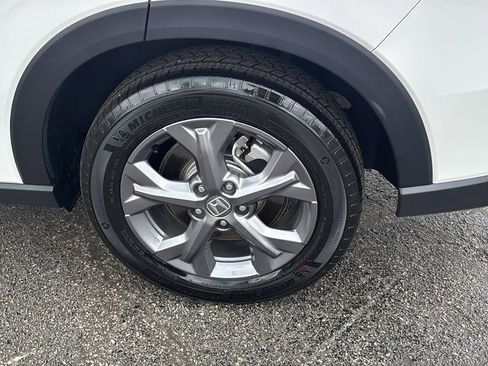 Certified 2026 Honda HR-V LX image 9