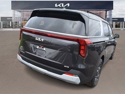 New 2026 Kia Carnival EX image 3