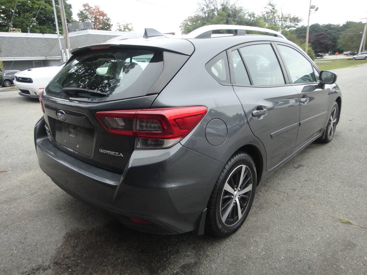 Used 2022 Subaru Impreza 2.0i Premium AWD/4WD image 4