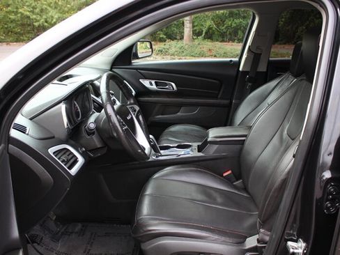Used 2014 GMC Terrain SLT w/ Chrome Appearance Package AWD/4WD image 10