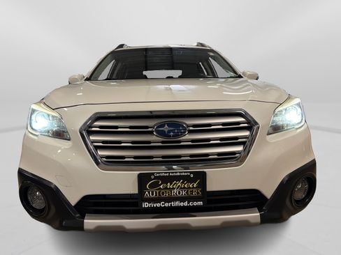 Used 2017 Subaru Outback 3.6R Limited AWD/4WD image 10