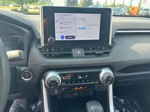 Used 2024 Toyota RAV4 XLE w/ Convenience Package AWD/4WD image 13