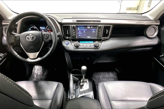 Used 2018 Toyota RAV4 Limited AWD/4WD image 15