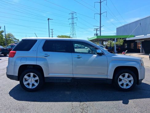 Used 2013 GMC Terrain SLE FWD image 5