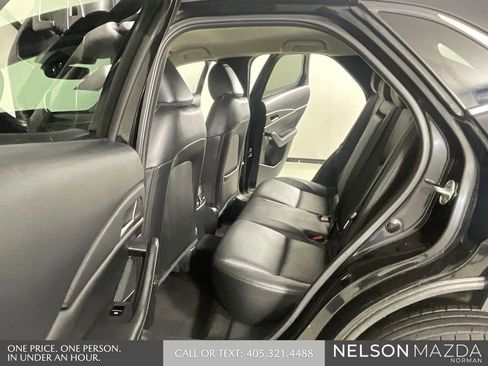 Used 2021 MAZDA CX-30 FWD 2.5 S w/ Select Package image 12