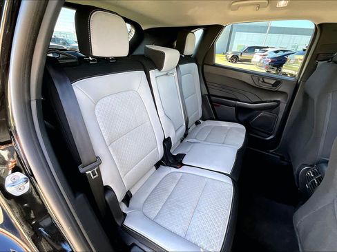 Used 2025 Ford Escape Active AWD/4WD image 36