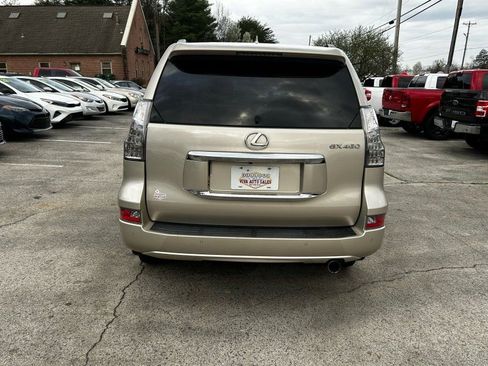 Used 2016 Lexus GX 460 w/ Premium Package image 4