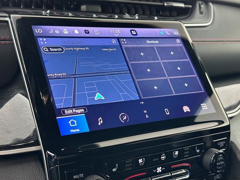 Used 2022 Jeep Grand Cherokee Trailhawk image 15