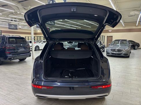 Used 2018 Audi Q5 2.0T Premium Plus w/ Premium Plus Package AWD/4WD image 6