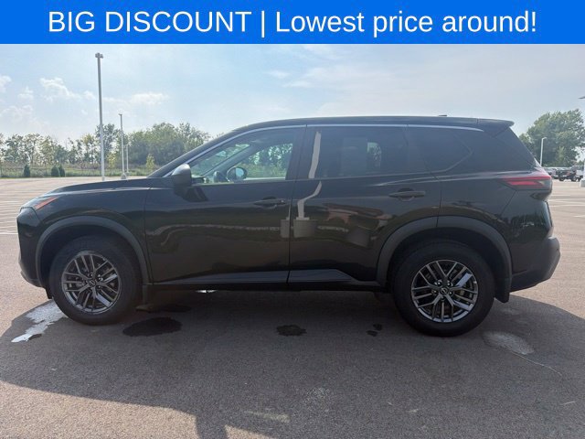 Used 2023 Nissan Rogue S AWD/4WD image 14