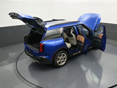 Used 2025 MINI Cooper Countryman S w/ Comfort Package Max image 43