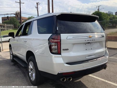 Used 2024 Chevrolet Tahoe Premier AWD/4WD image 5