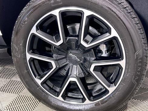 New 2026 Chevrolet Suburban RST w/ Comfort Package image 70