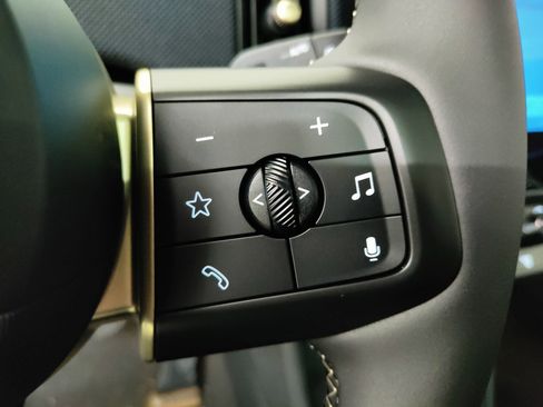 New 2026 MINI Cooper 2-Door Hardtop image 17