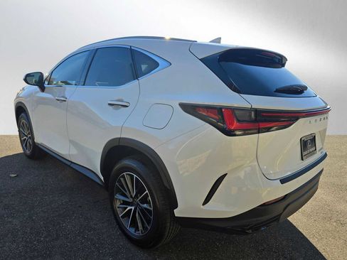 Used 2026 Lexus NX 450h+ AWD w/ Luxury Package image 5