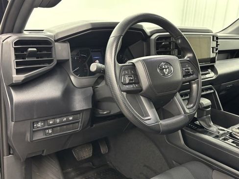 Used 2025 Toyota Tundra SR image 12