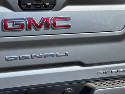 New 2026 GMC Sierra 2500 Denali w/ Denali Reserve Package AWD/4WD image 33