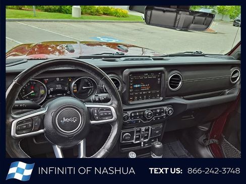 Used 2021 Jeep Wrangler Unlimited Sahara w/ Cold Weather Group AWD/4WD image 8