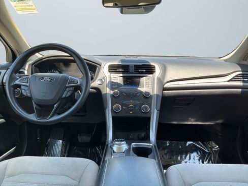 Used 2019 Ford Fusion S FWD image 6