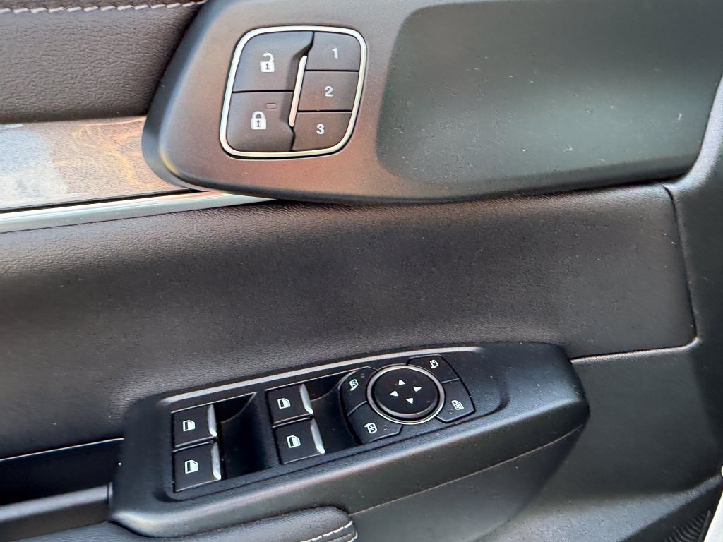 Used 2024 Ford Ranger Lariat w/ FX4 Off-Road Package AWD/4WD image 18