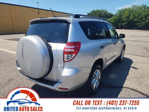 Used 2012 Toyota RAV4 4WD w/ Value Pkg image 5