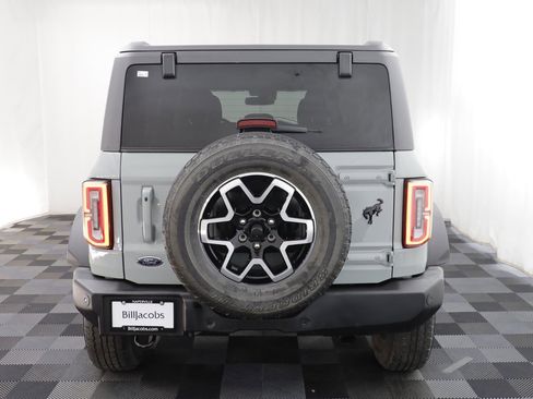 Used 2021 Ford Bronco Outer Banks image 18