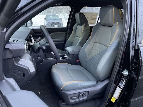 New 2025 Toyota 4Runner Trailhunter image 5