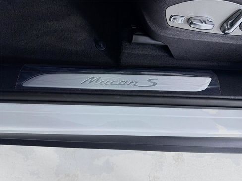 New 2026 Porsche Macan S AWD/4WD image 10