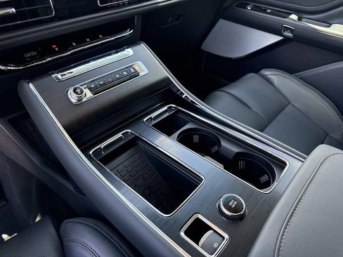 New 2026 Lincoln Aviator Reserve AWD/4WD image 26