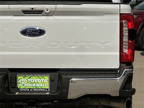 Used 2024 Ford F250 Lariat w/ Chrome Package image 5