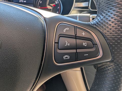 Used 2017 Mercedes-Benz GLC 300 4MATIC image 29