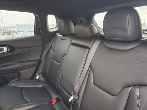 Used 2026 Jeep Compass Limited image 14