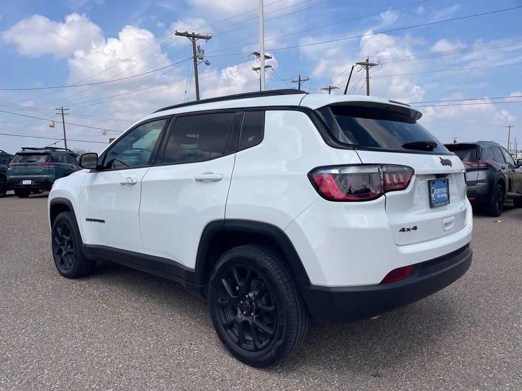 Used 2026 Jeep Compass Latitude AWD/4WD image 5