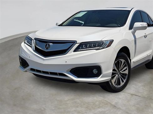 Used 2017 Acura RDX AWD w/ Advance Package image 4